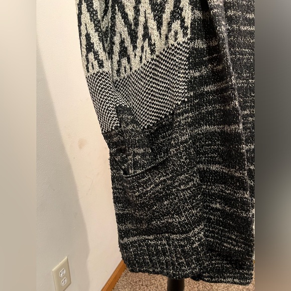 Lucky Brand Cardigan - Picture 3 of 5